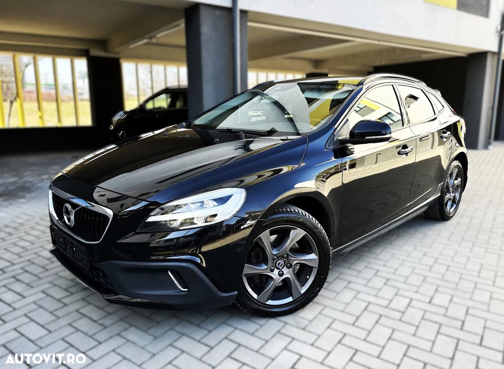 Volvo V40 D4 Aut Summum - 1