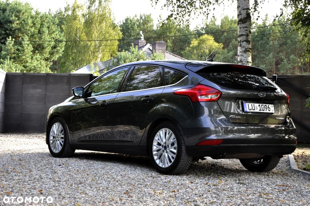 Ford Focus - 22