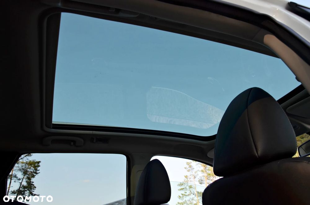 Nissan Qashqai 1.6 DCi 4x4 Tekna - 10