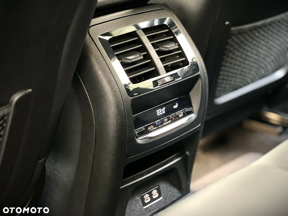 BMW X4 - 32