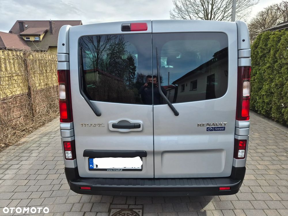 Renault Trafic Grand 2.0 dCi EDC - 5