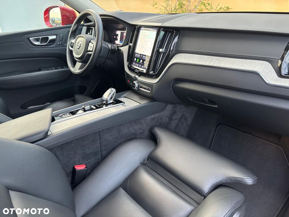 Volvo XC 60 T6 AWD Recharge Geartronic Inscription - 19