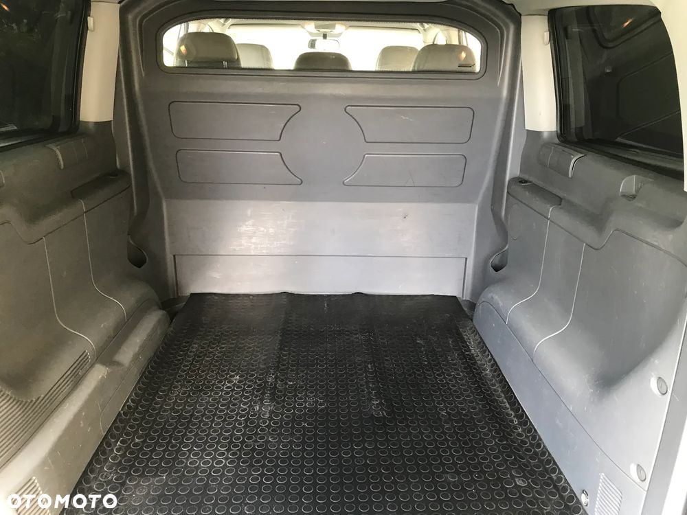 Mercedes-Benz Viano - 6