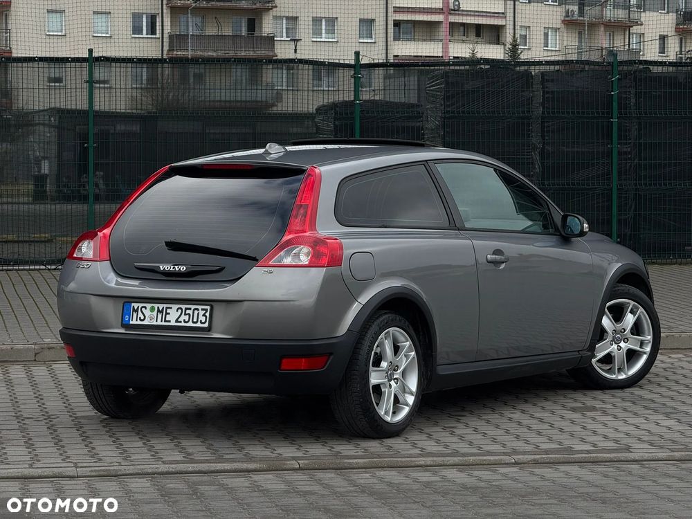 Volvo C30 2.0 - 17