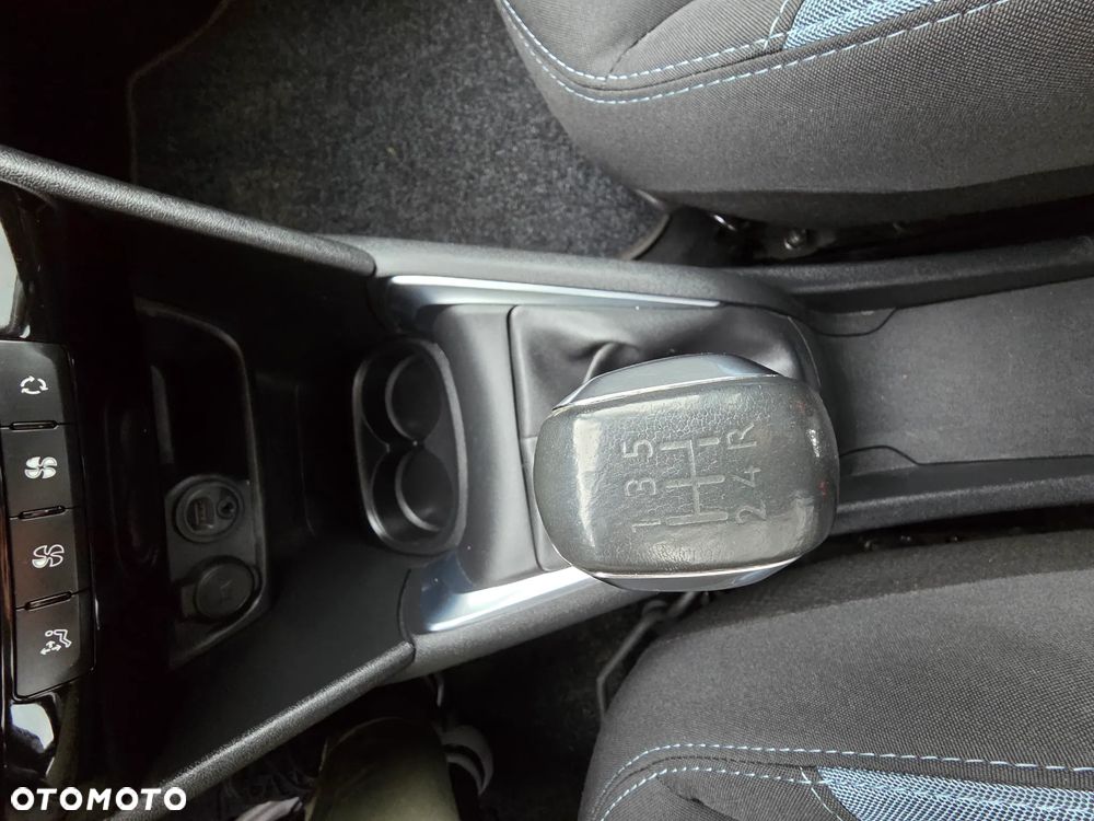Peugeot 208 1.2 PureTech Allure - 31