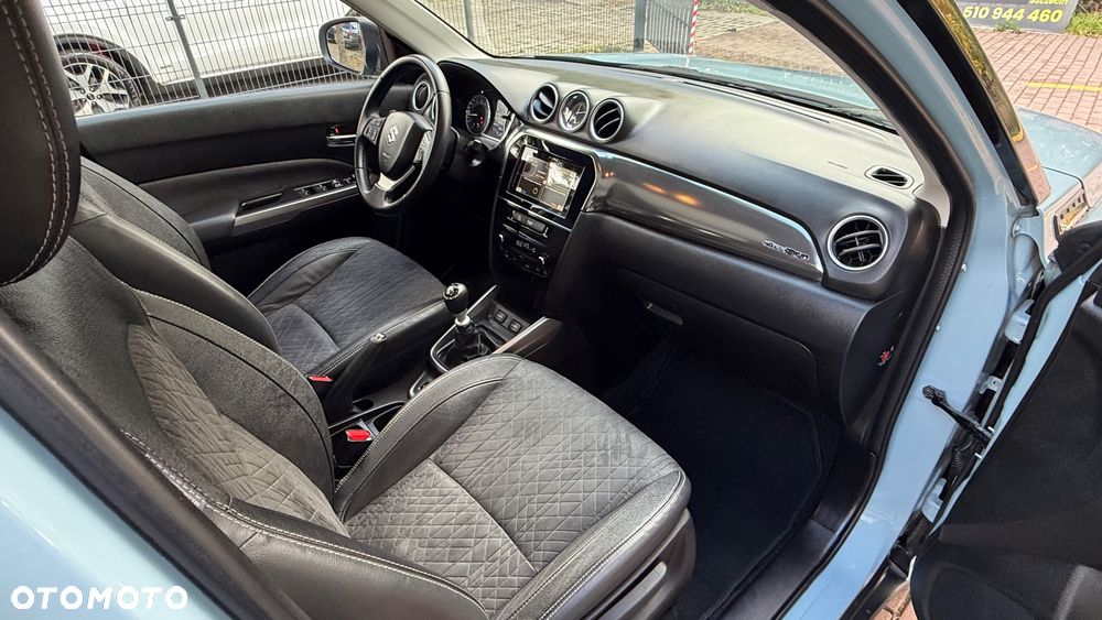 Suzuki Vitara 1.4 Boosterjet Premium 4WD - 37