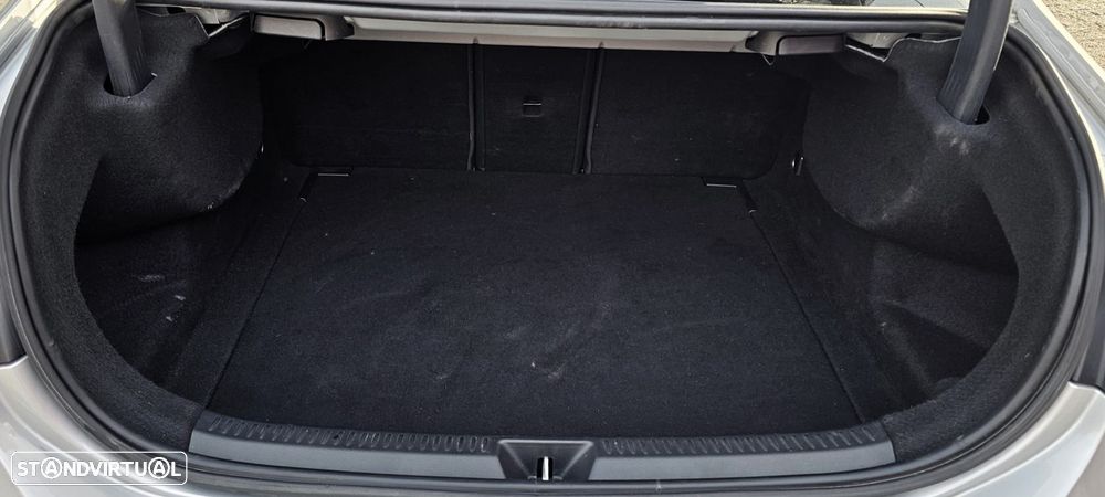 Mercedes-Benz A 180 d 7G-DCT AMG Line - 14