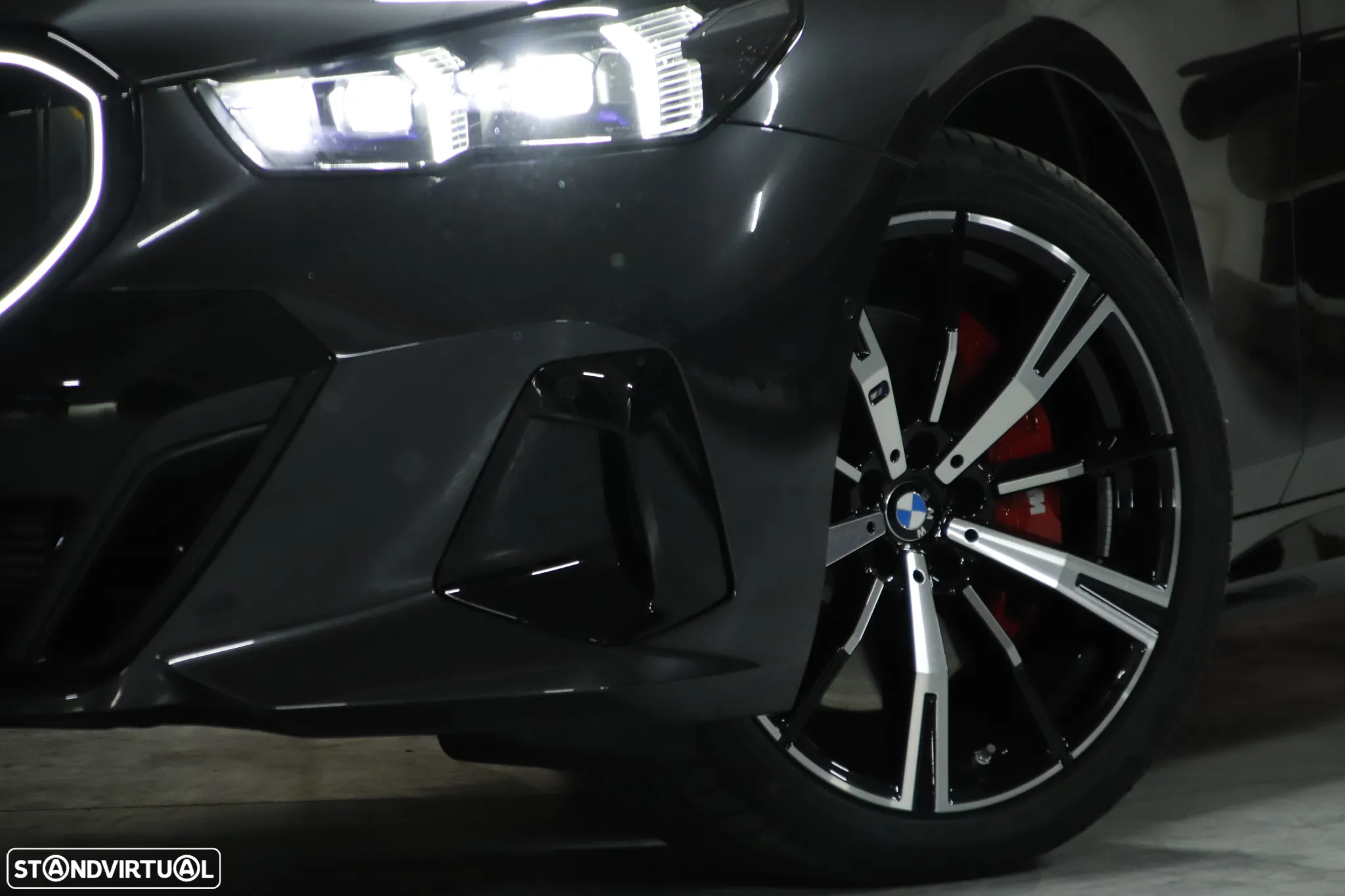 BMW 540 d xDrive Pack Desportivo M - 20