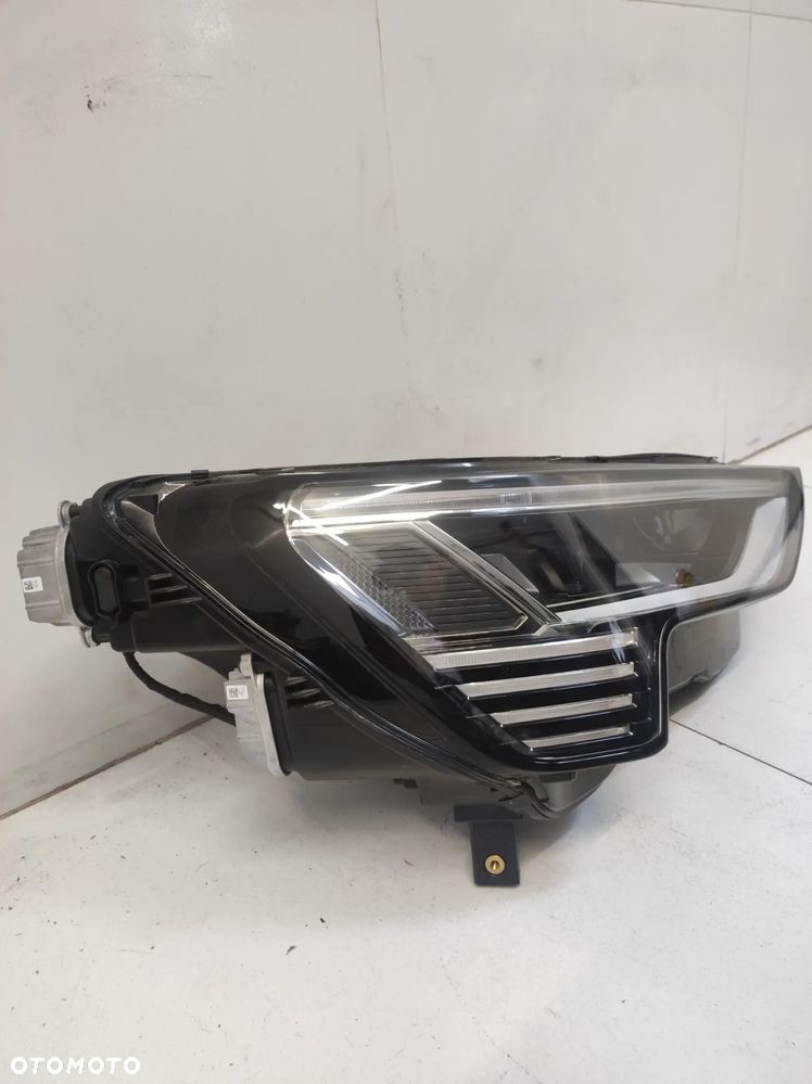 Lampa reflektor full led eu prawy przód Audi Q8 e-tron etron - 4