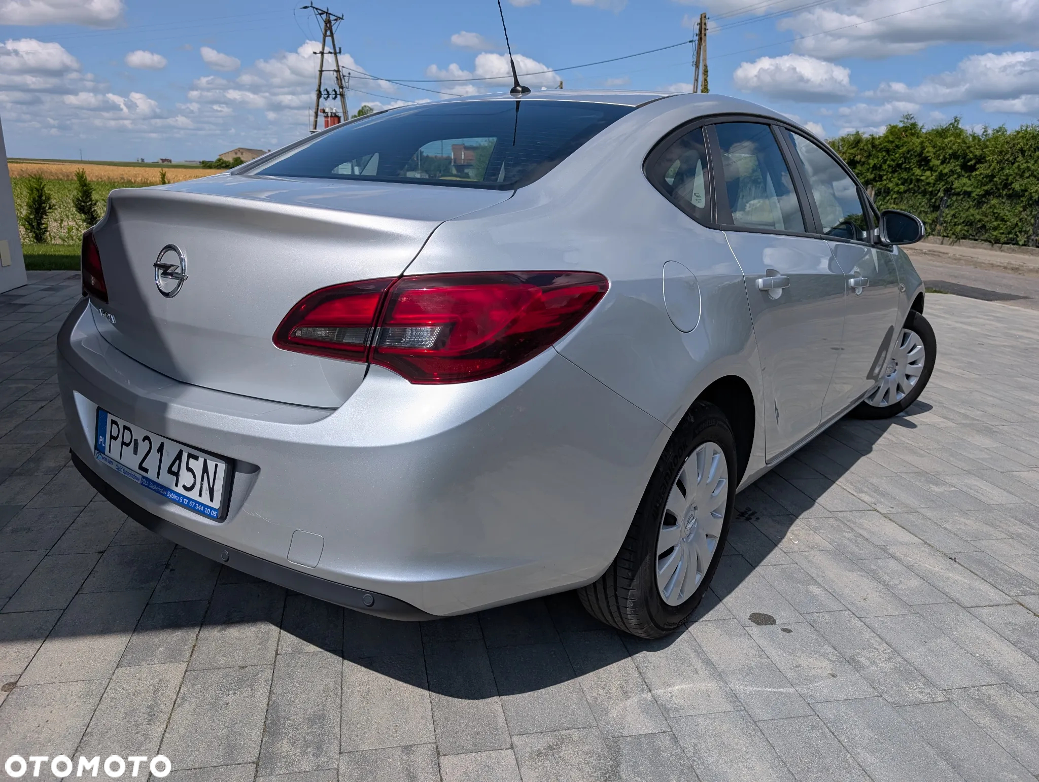 Opel Astra IV 1.6 Active - 9