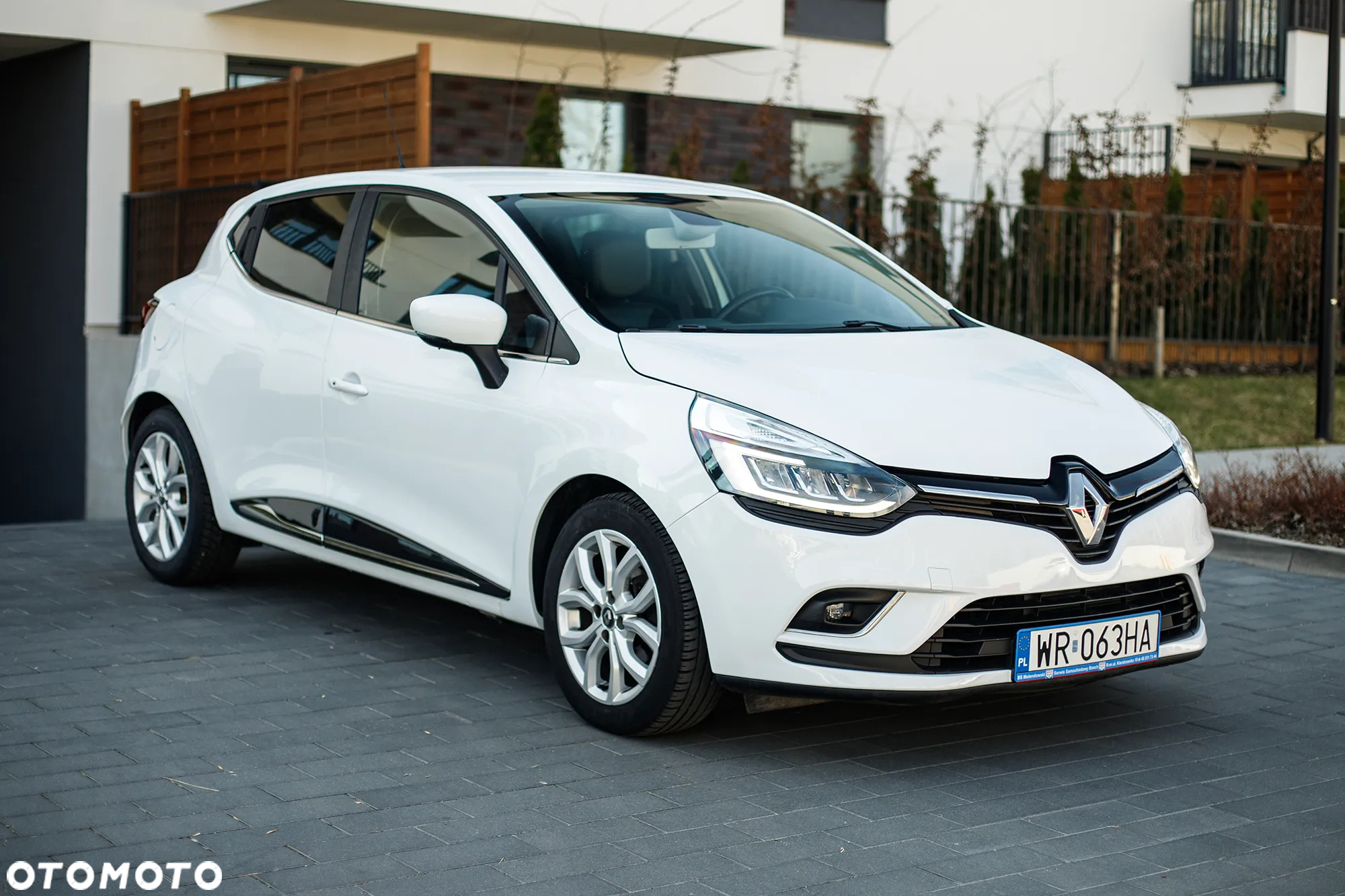 Renault Clio 1.2 Enegry TCe Limited Plus - 10