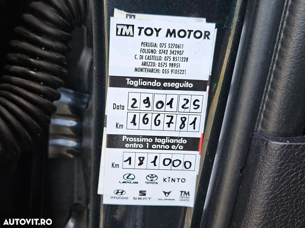 Toyota Auris 1.8 L VVT-i Hybrid Sol - 25