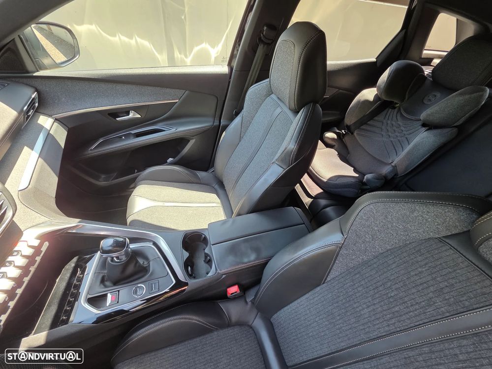 Peugeot 3008 1.2 PureTech GT Line - 11