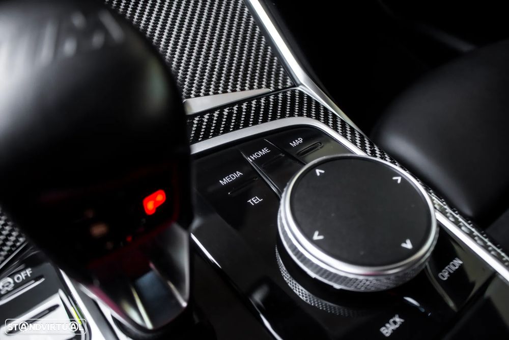 BMW M2 Auto - 27