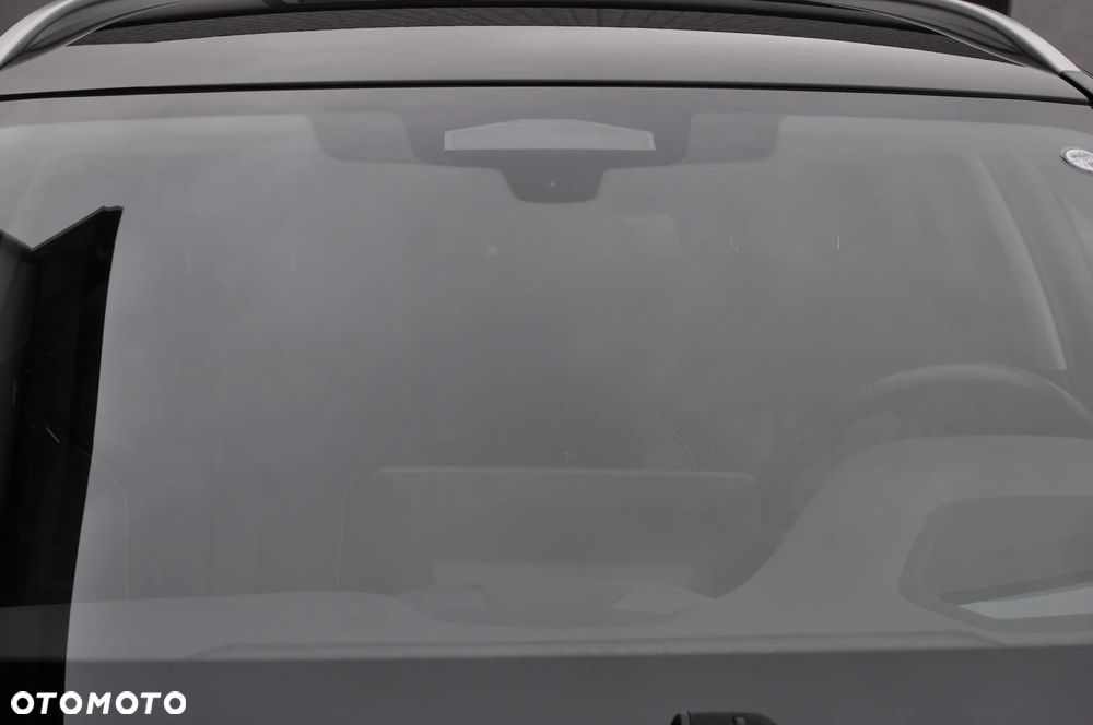 BMW Seria 5 520d xDrive Luxury Line sport - 6