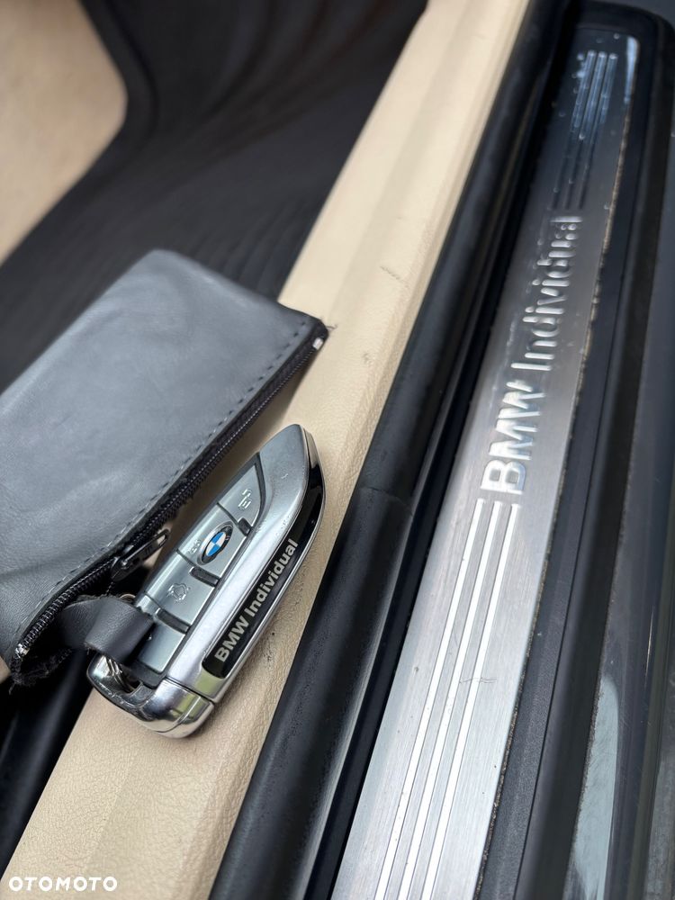 BMW Seria 3 318d Edition Luxury Line Purity - 23