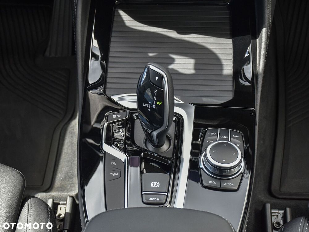 BMW X4 xDrive20d xLine sport - 33