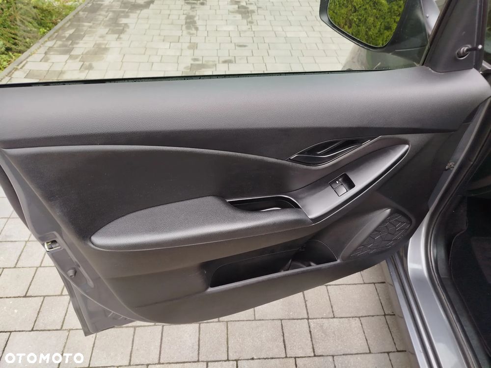 Hyundai ix20 1.4 blue Trend - 12