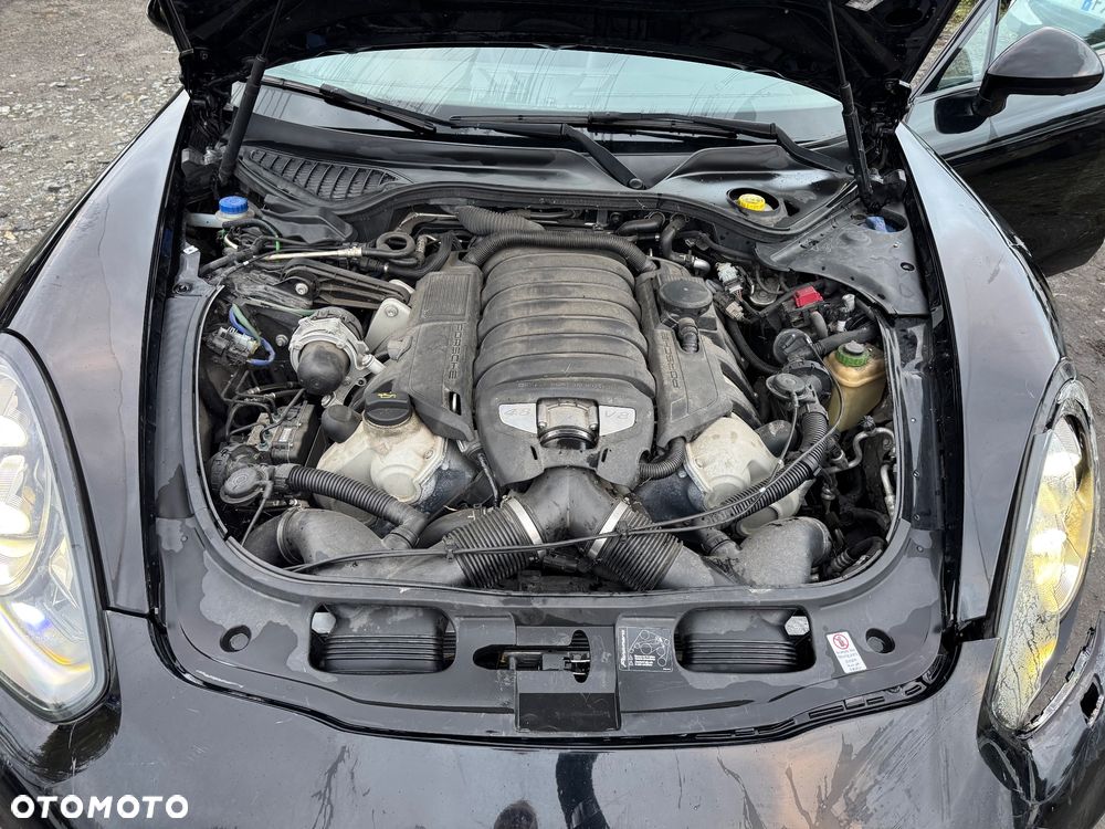 Porsche Panamera GTS PDK - 29