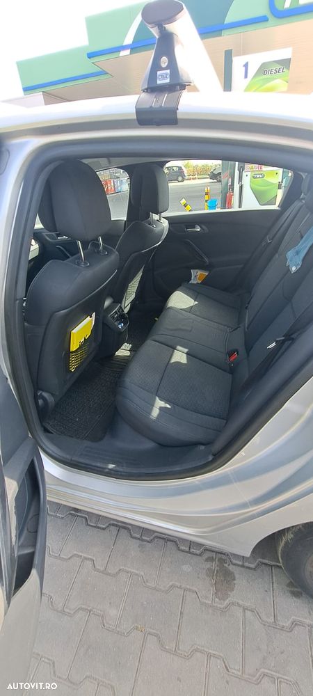 Volkswagen Multivan - 39