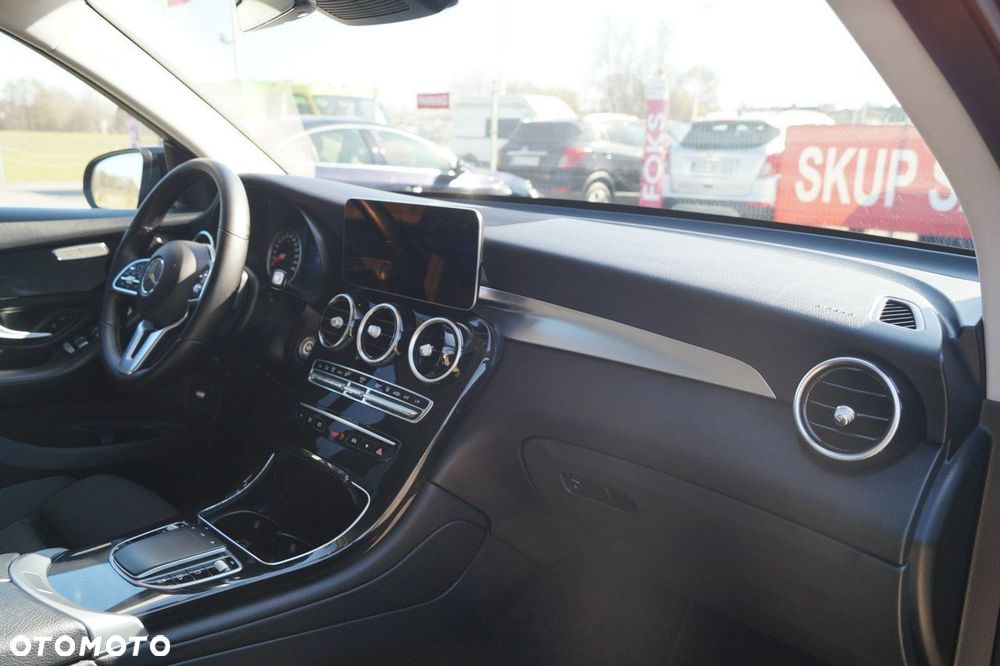 Mercedes-Benz GLC - 14