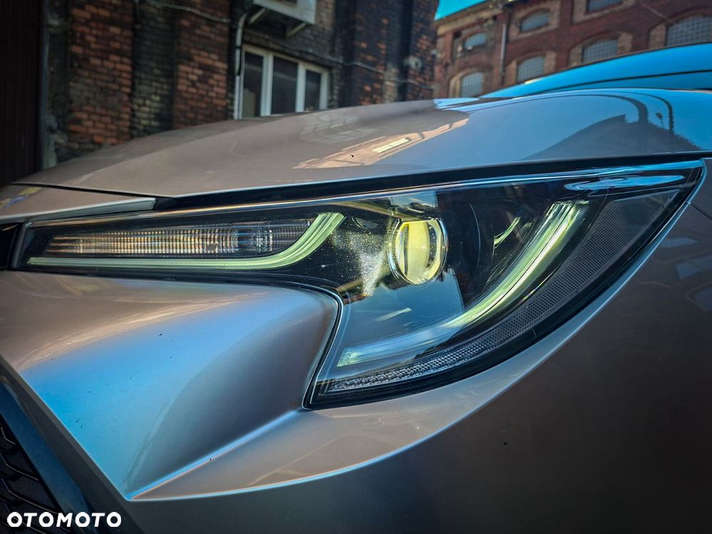 Toyota Corolla - 15
