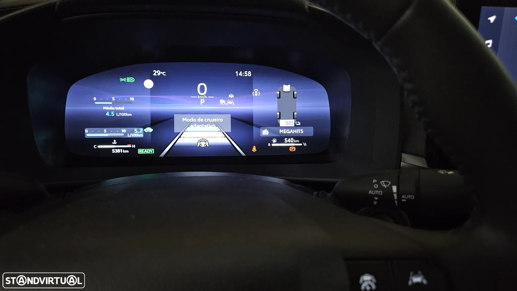 Toyota C-HR 1.8 Hybrid Square Collection - 2