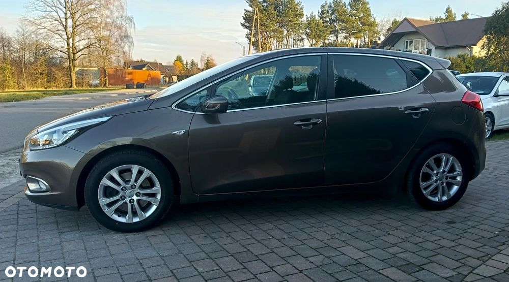 Kia Ceed 1.4 CVVT Attract Plus - 7