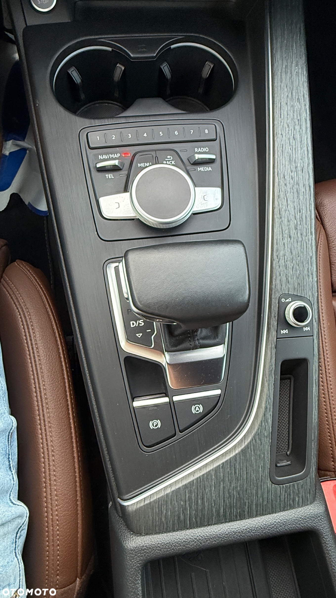 Audi A4 3.0 TDI quattro S tronic sport - 31