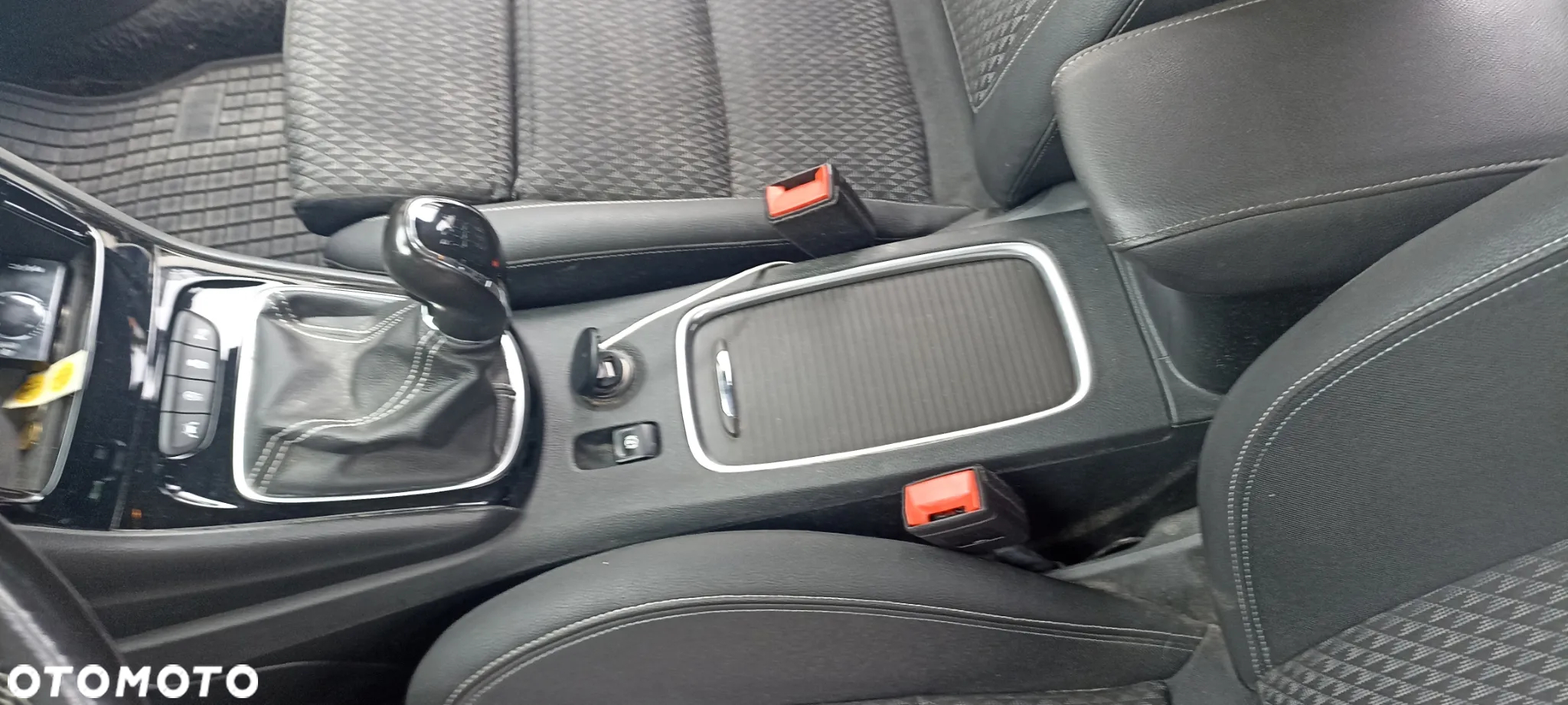 Opel Astra 1.6 D (CDTI) Start/Stop Sports Tourer Dynamic - 13