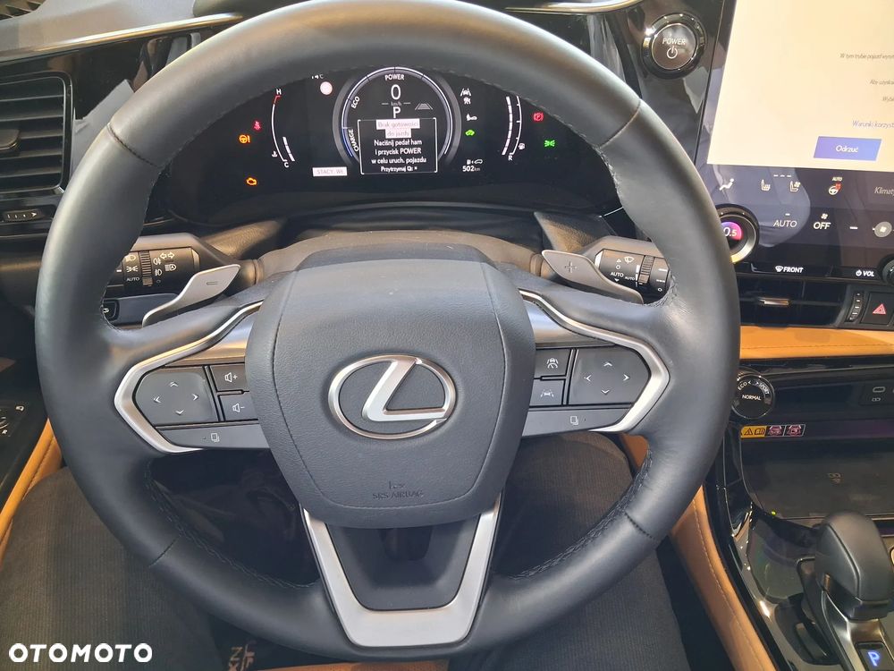 Lexus NX 350h Prestige AWD - 18