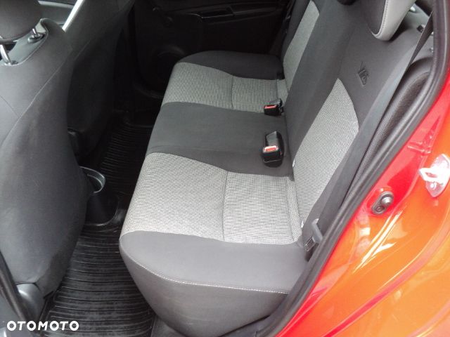 Toyota Yaris 1.5 Premium - 7