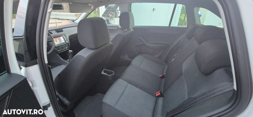 Skoda RAPID 1.6 TDI Ambition - 9