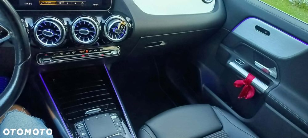 Mercedes-Benz GLA 200 Progressive - 31