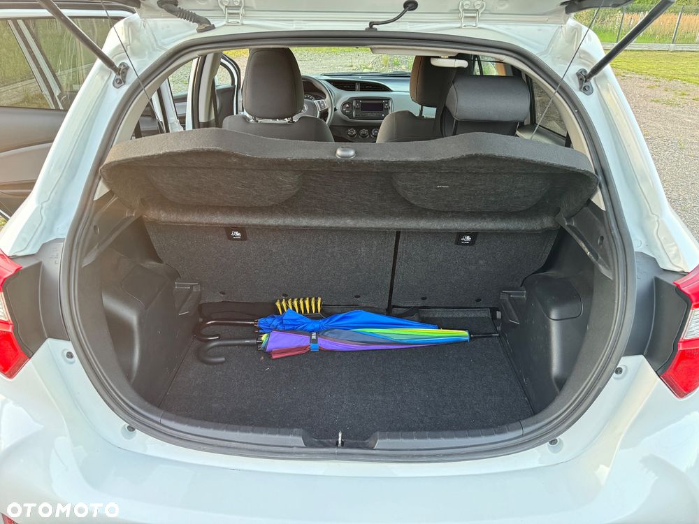 Toyota Yaris 1.5 Active - 10