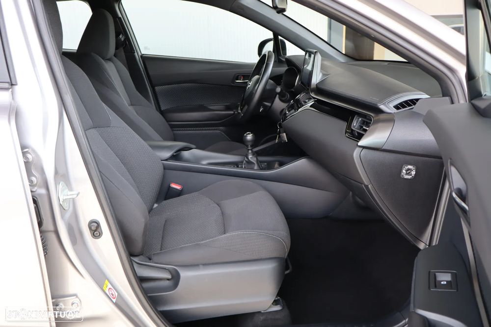 Toyota C-HR 1.2T Active - 14