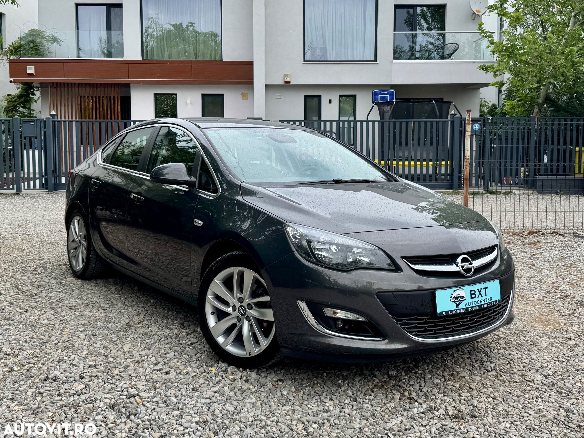 Opel Astra 1.7 CDTI DPF Exklusiv - 1