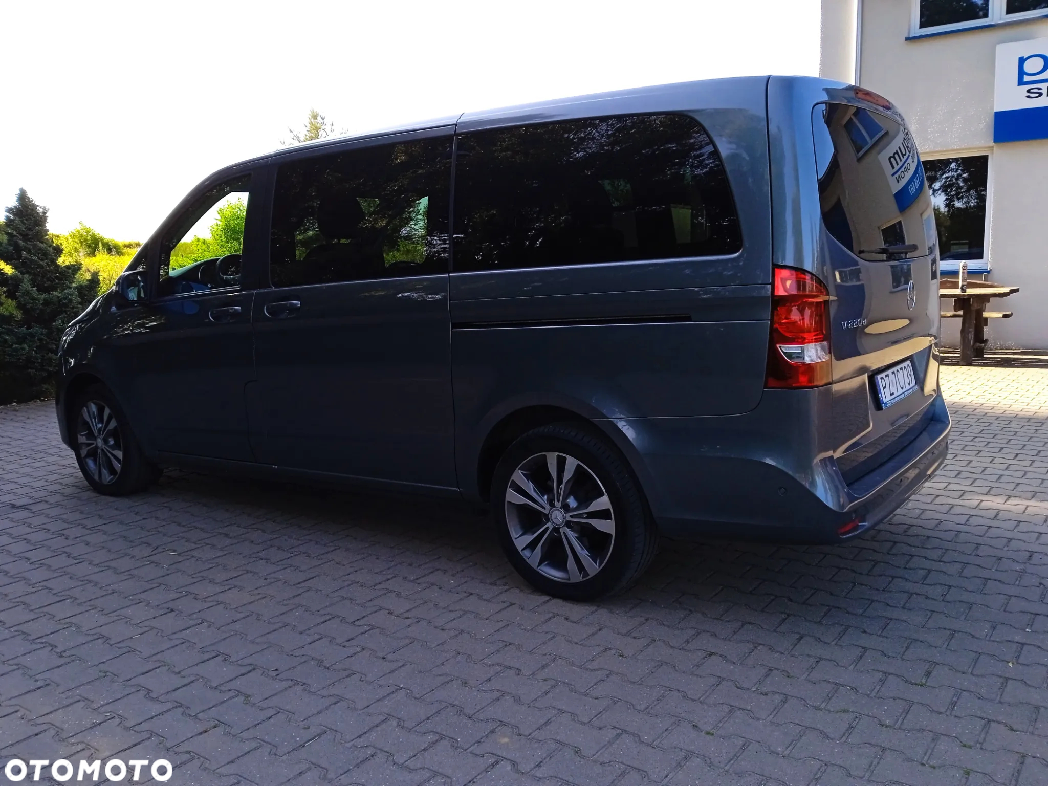 Mercedes-Benz Klasa V 220 d 9G-Tronic (d³ugi) - 12