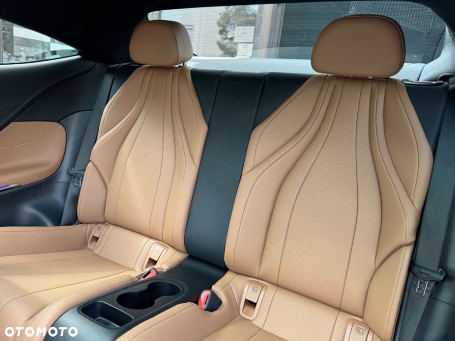 Mercedes-Benz CLE 300 mHEV 4-Matic AMG Line - 14