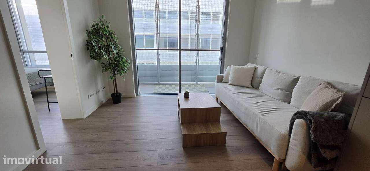 Apartamento T1 com vista, Braço de Prata, Lisboa - Grande imagem: 2/31