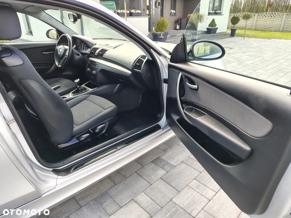 BMW Seria 1 116i Edition Sport - 12