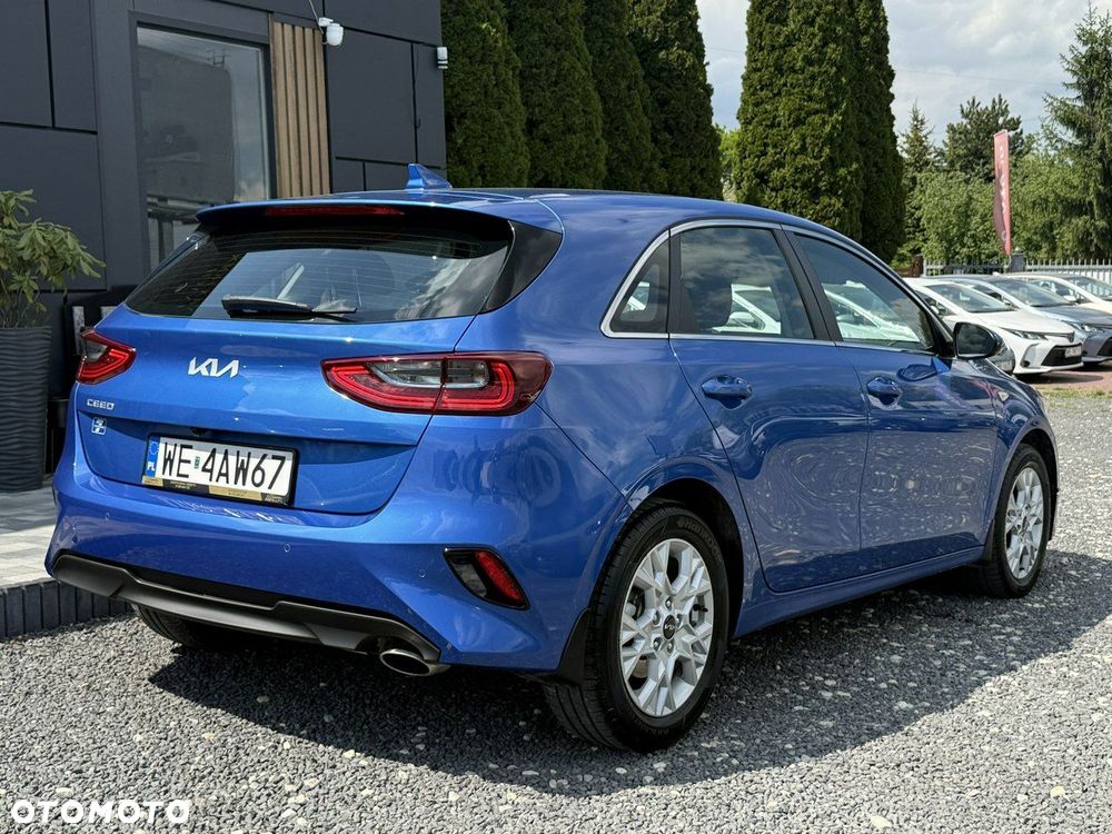 Kia Ceed 1.5 T-GDI M - 10