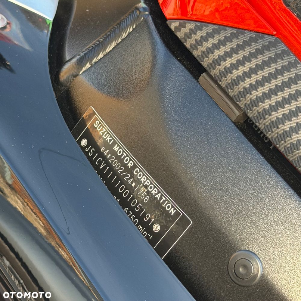 Suzuki GSX-R - 17