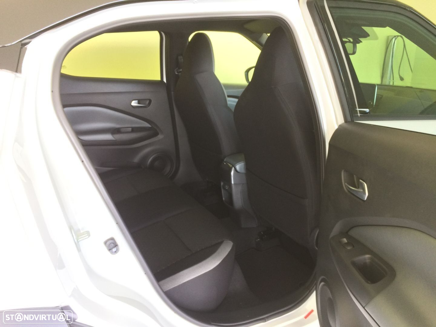 Nissan Juke 1.0 DIG-T N-Connecta - 14