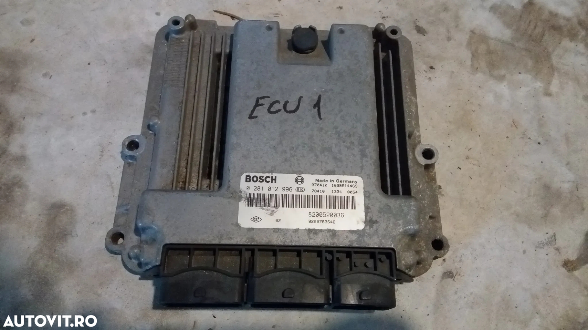 Calculator motor Espace 2.2 dci ECU Renault Espace 4 0281012996  8200520036 - 3