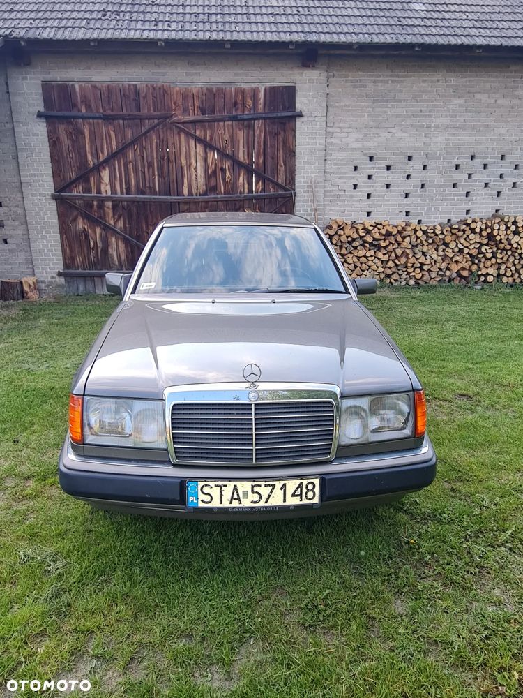 Mercedes-Benz W124 (1984-1993) - 8