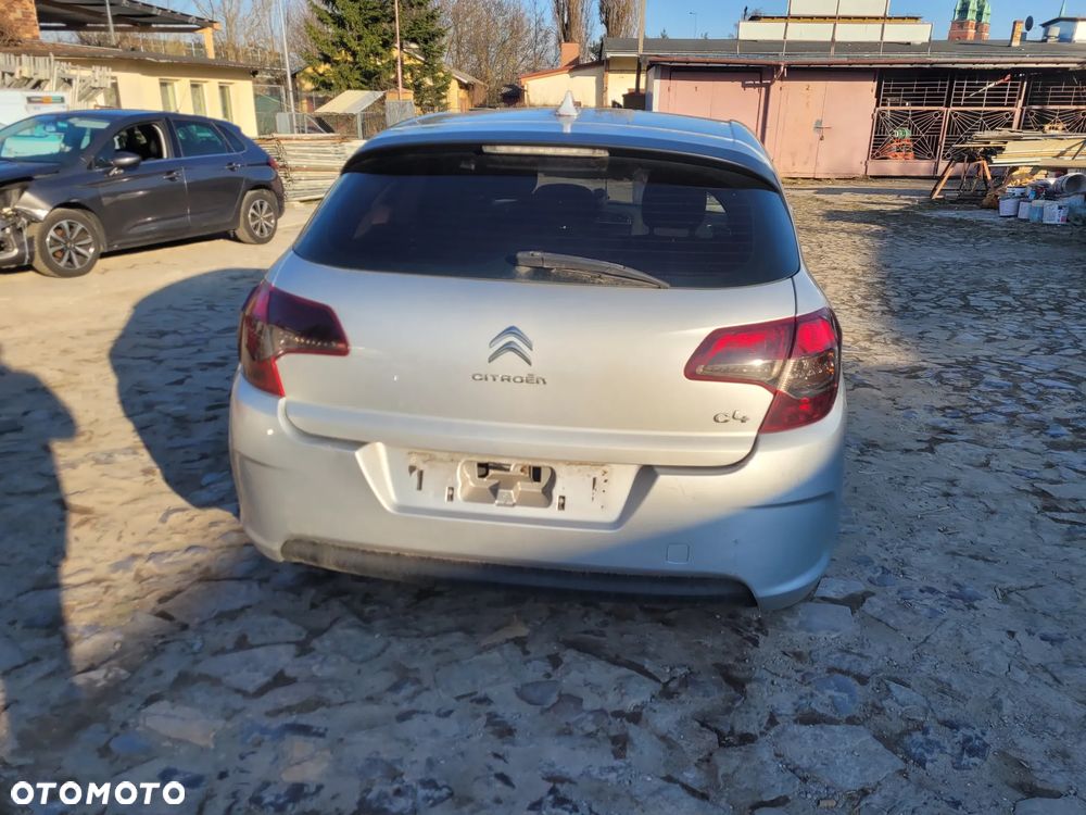 Citroën C4 HDi 90 Tendance - 12