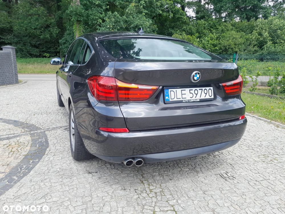 BMW 5GT - 6