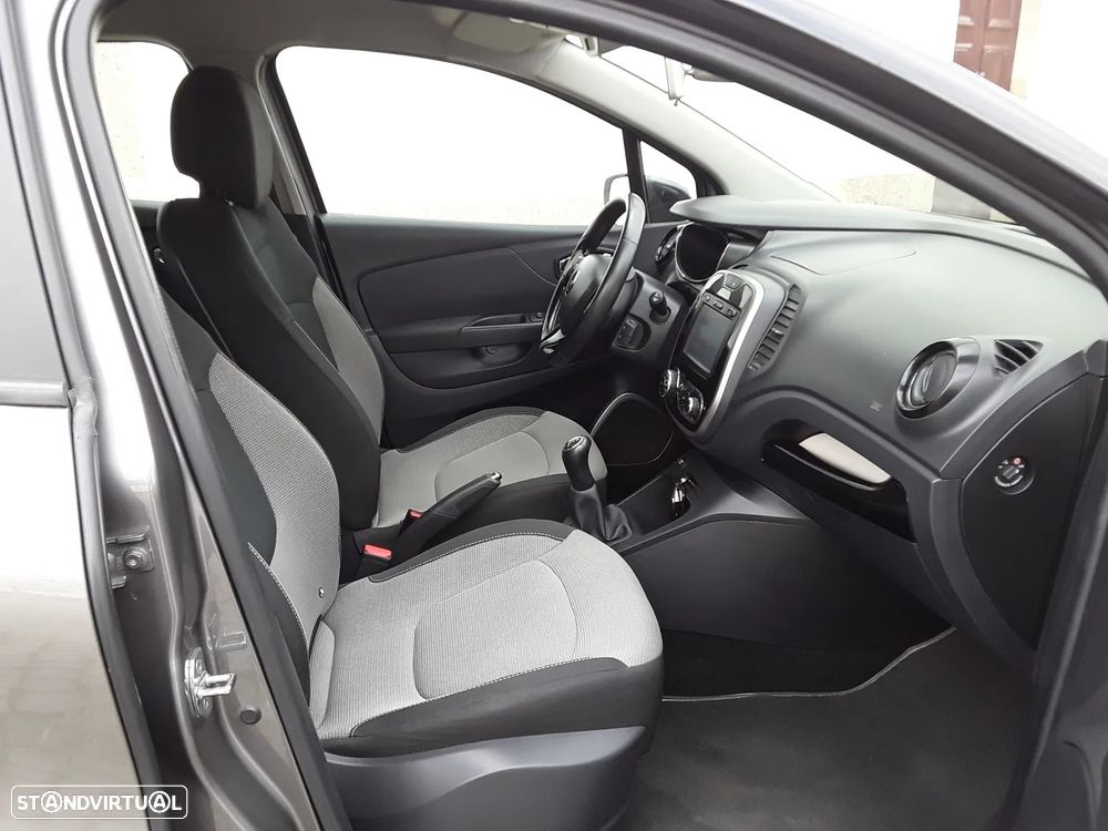 Renault Captur 1.5 dCi Exclusive - 20