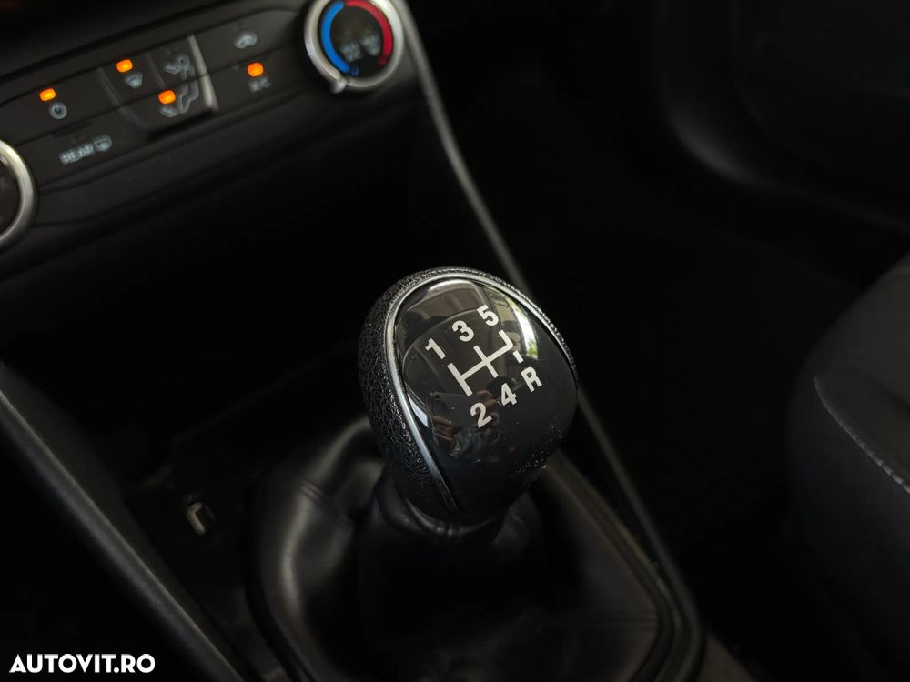 Ford Fiesta 1.1 Trend - 24